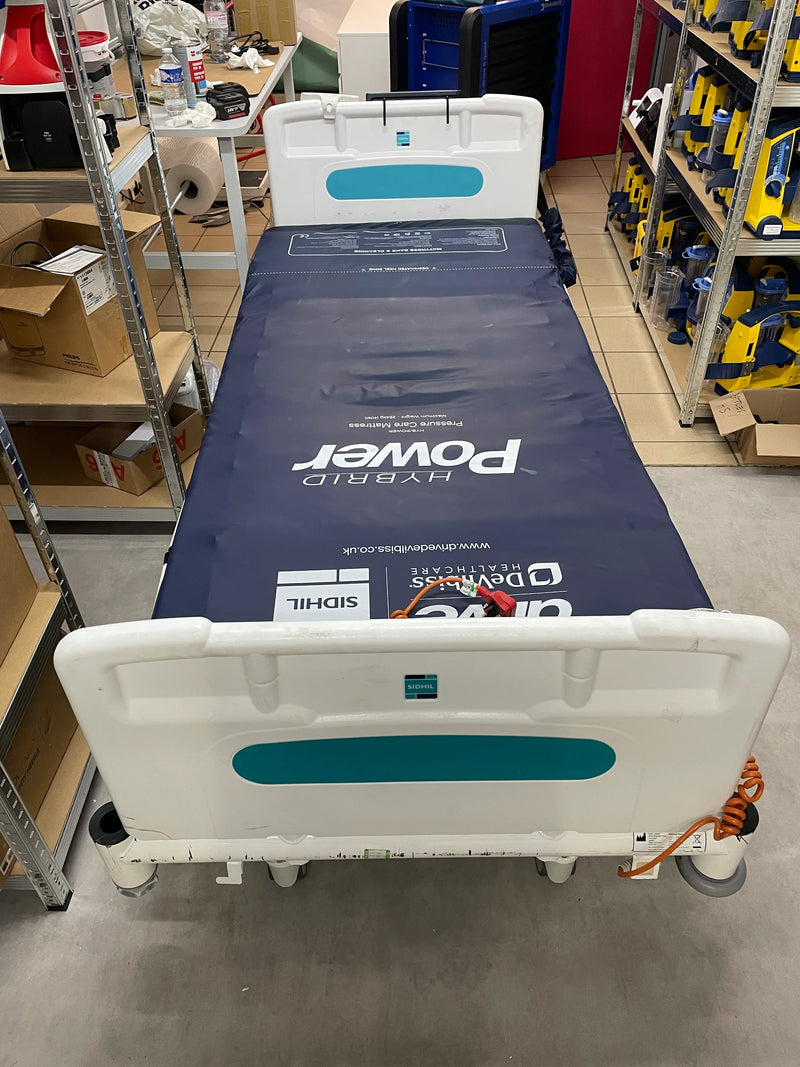 lit-medical-sidhil-innov8-low-avec-matelas-hopital.jpg
