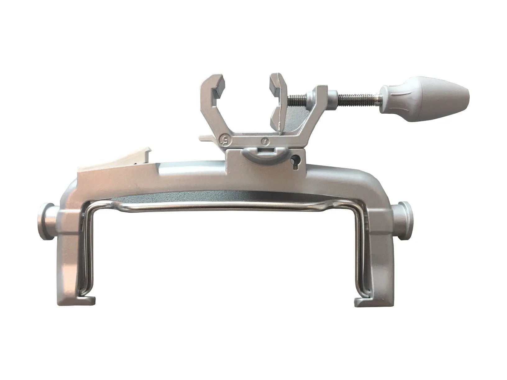 B. Braun Space Pole Clamp SelfiMed Europe