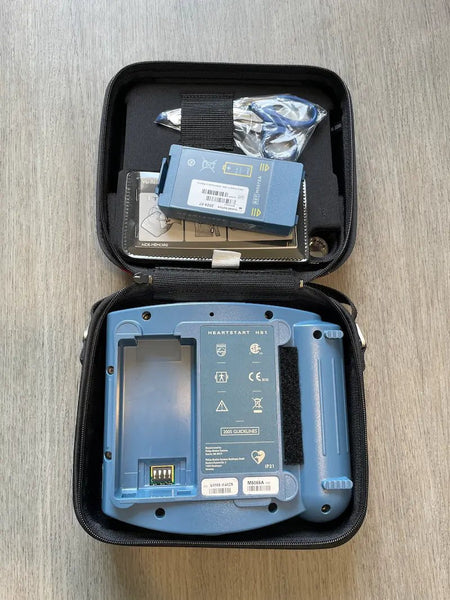 Défibrillateur Philips HeartStart HS1 – Appareil de Réanimation Cardiaque Semi - Automatique ( en Anglais ) - SelfiMed EUDéfibrillateur Philips HeartStart HS1 – Appareil de Réanimation Cardiaque Semi - Automatique ( en Anglais )Defibrillator