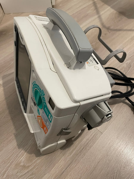 Défibrillateur Philips HeartStart MRx – Moniteur/Defibrillateur Avancé pour Soins Critiques - SelfiMed EUDéfibrillateur Philips HeartStart MRx – Moniteur/Defibrillateur Avancé pour Soins CritiquesÉquipement médical