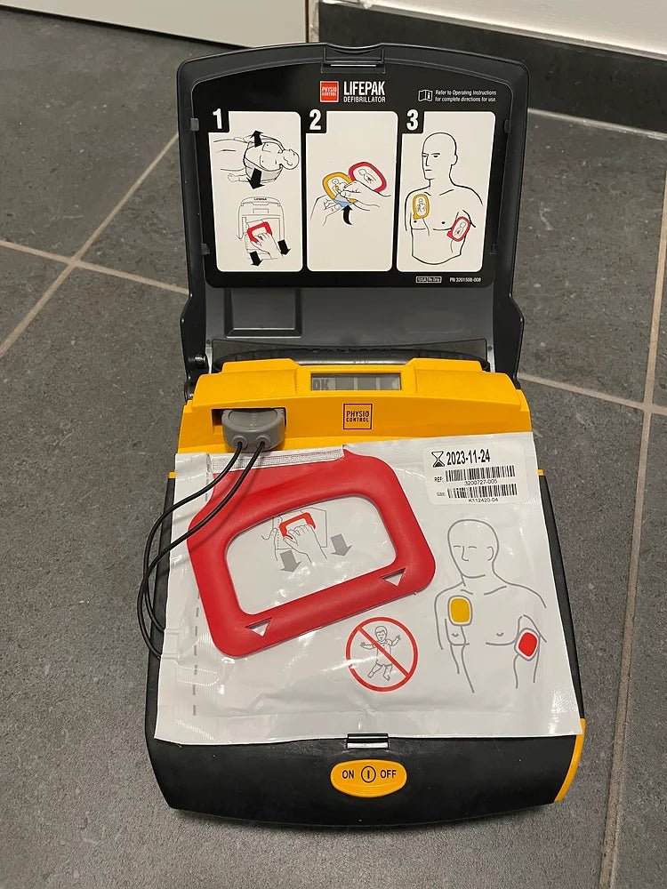 defibrillateur-physio-control-lifepak-cr+.jpg