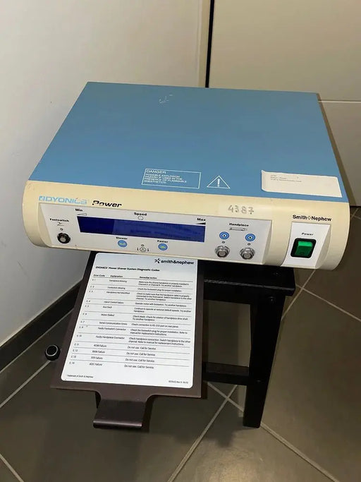 dyonics-smith-&-nephew-7205841-systeme-arthroscopique.jpg
