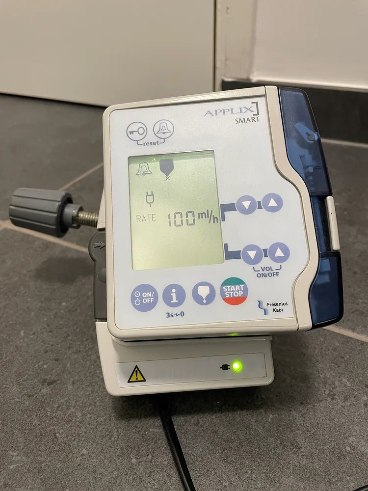Fresenius Applix Smart – Pompe d’Alimentation Entérale Précise et Portable - SelfiMed EUFresenius Applix Smart – Pompe d’Alimentation Entérale Précise et PortableÉquipement médical