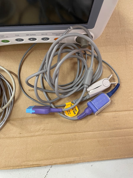 ge-dash-4000-moniteur-patient-soins-intensifs-surveillance.jpg