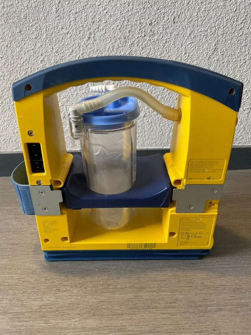 laerdal-lsu-aspirateur-medical-portable-urgence.jpg