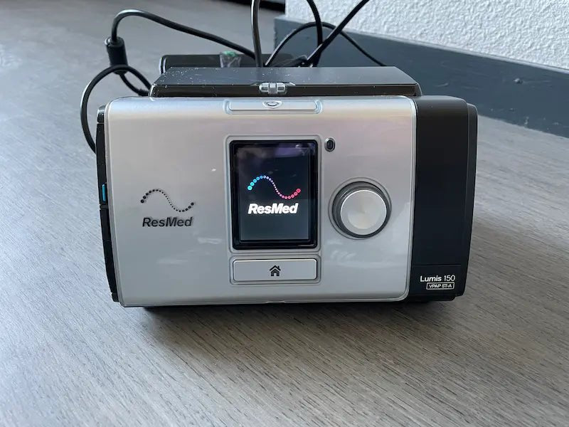 resmed-lumis-150-vpap-st-cpap-occasion-interface-anglaise.jpg