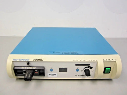 smith-&-nephew-dyonics-xenon-xl-source-lumineuse-pour-endoscopie.jpg
