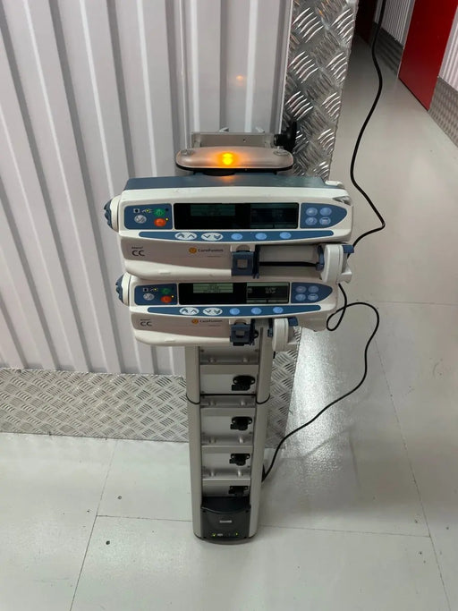 station-carefusion-alaris-gateway-workstation-7-ports.jpg